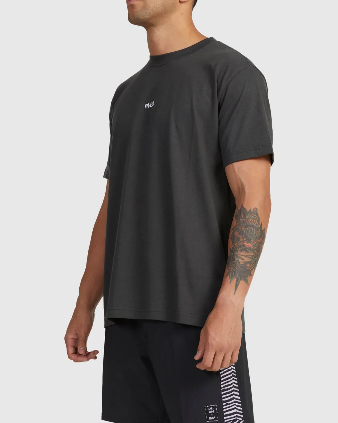 Call Short Sleeve Tee T-Shirt - Pirate Black