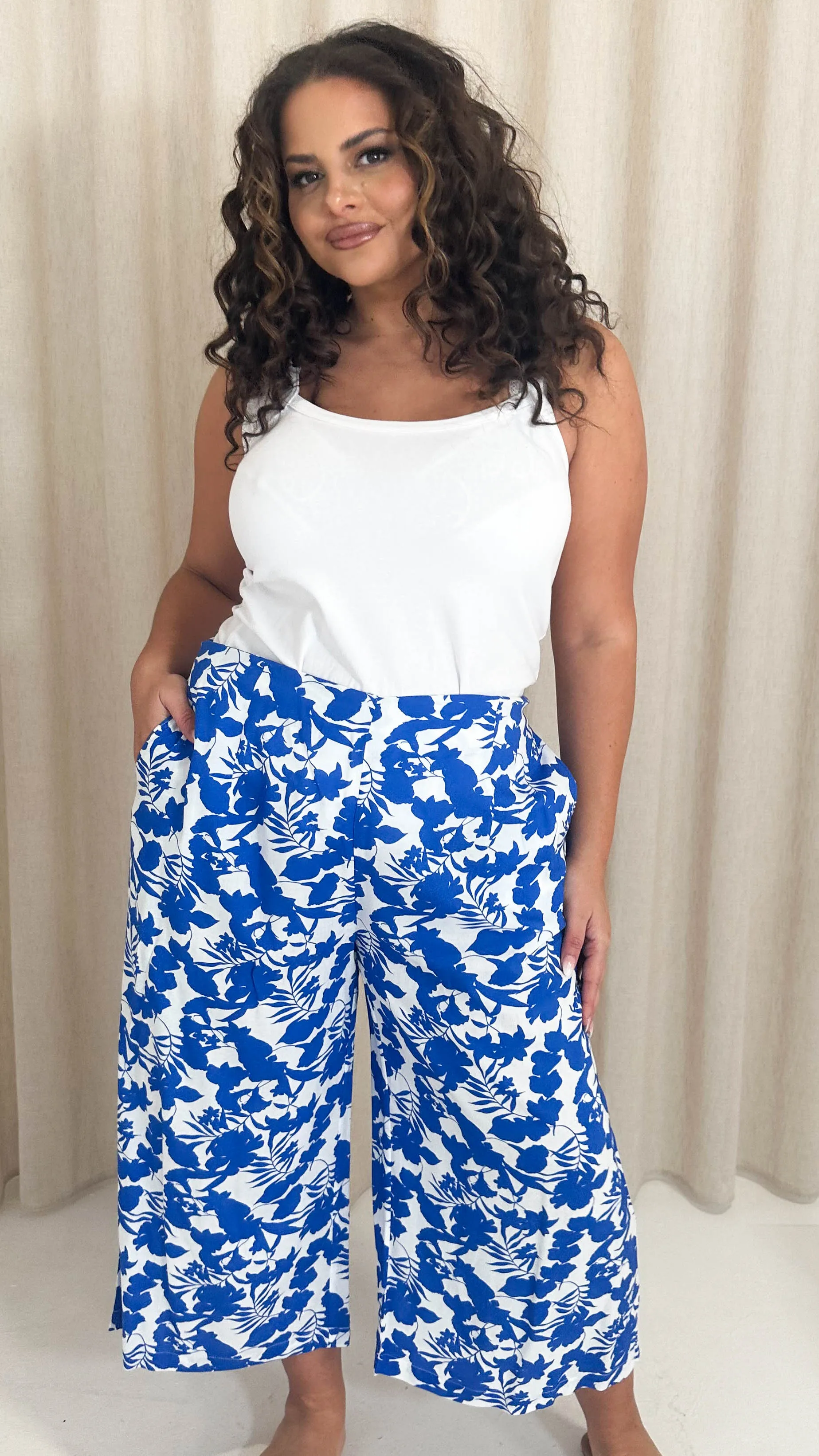 CurveWow Woven Wide Leg Culottes Blue Floral