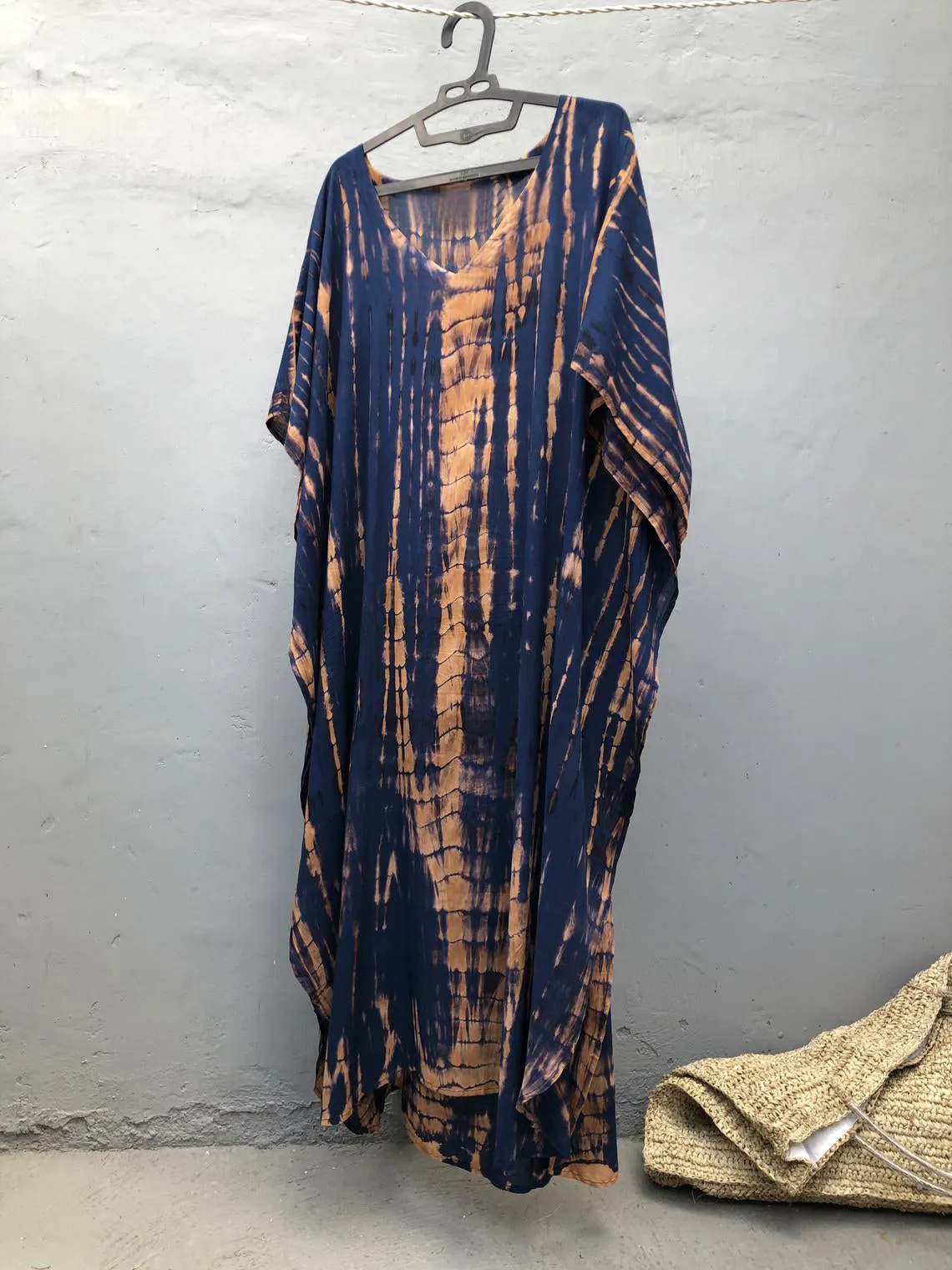 Plus Size Stripe Print V-Neck Beach Kaftan Cover-Up