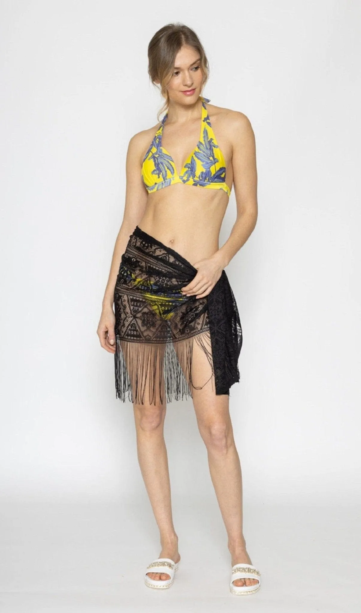 WLS210174 Stacy Mesh Fringe Sarong